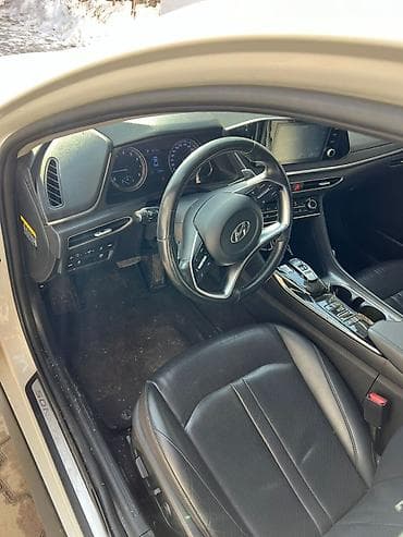 Hyundai Sonata: 2019 г., 2 л, Автомат, Бензин, Седан — 3