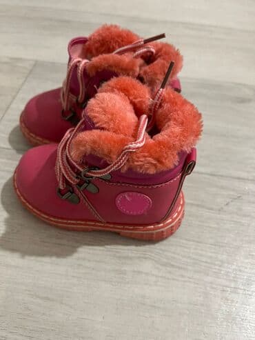 Оюнчуктар: Отдам детские сапоги для маленьких девочек,сапоги подростковые — 3