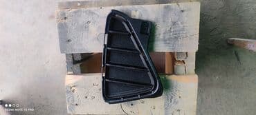 Продаю заглушку туманок на тойоту рав4 2016 год левая сторона . Toyota