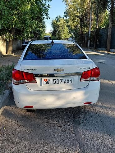 серв машина: Chevrolet Cruze: 2010 г., 1.8 л, Автомат, Бензин, Седан — 4