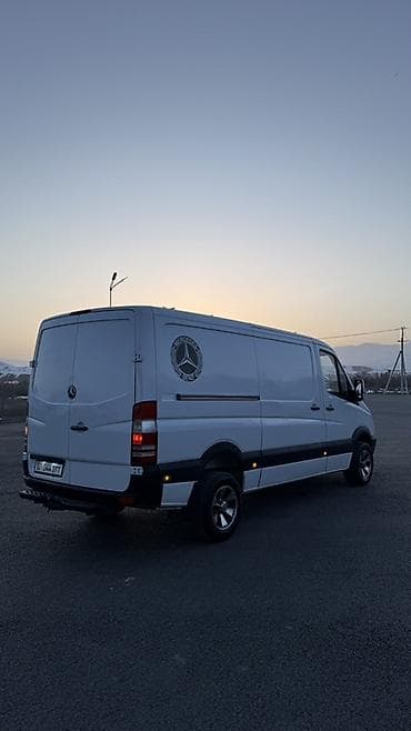 спринтер год 2006: Легкий грузовик, Mercedes-Benz — 4