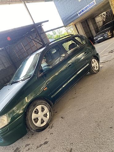 митсубиши спес стар: Mitsubishi Space Star: 2000 г., 1.3 л, Механика, Бензин, Хэтчбэк — 4
