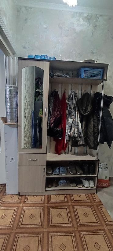 зеркало в ванную с полкой: Шкаф-прихожая, С зеркалом, МДФ — 1