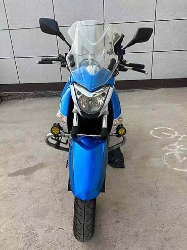 сту: Классический мотоцикл Suzuki, 250 куб. см, Бензин, Взрослый — 3