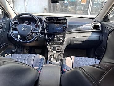 бампер range rover: Ssangyong Tivoli: 2019 г., 1.6 л, Автомат, Дизель, Кроссовер — 6