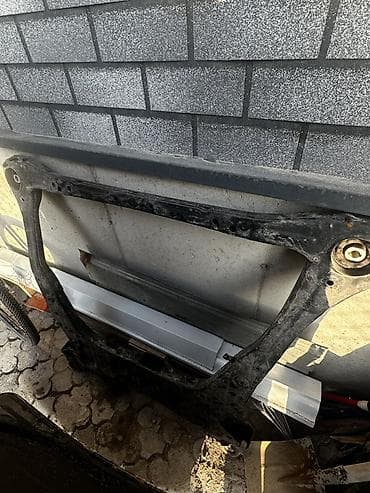 aozoom a5: Экран крепления радиатора Kia, Б/у, Оригинал — 1