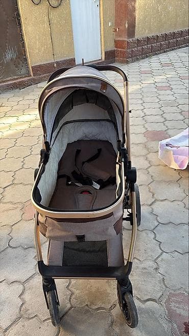 коляска бенебейби: Коляска, Другой бренд, цвет - Коричневый, Новый — 1