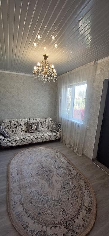 Недвижимость: 🏡 **Продаётся дом в Новопокровке** 📍 Локация: с. Новопокровка, между — 6