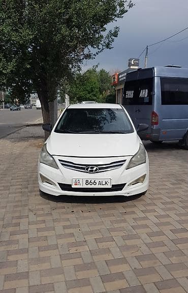 Hyundai Solaris: 2015 г., 1.4 л, Автомат, Бензин, Седан