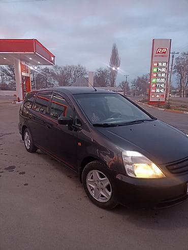 Honda Stream: 2002 г., 2 л, Механика, Бензин, Минивэн