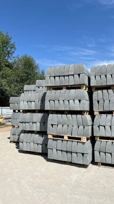 тратуарные бардюры: Тротуарный бордюр, Бетонный, Другие особенности, 100 — 8