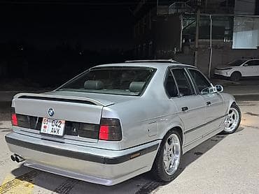 капот е39: BMW 5 series: 1993 г., 4.4 л, Механика, Бензин, Седан — 6