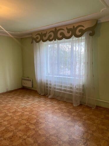 дом киркомстром: 153 кв. м, 5 бөлмө, Жылытылган, Унаа токтотуучу жай, Сарай — 7