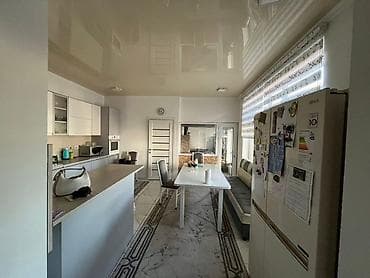 Недвижимость: 200 м², 6 комнат, Арча-Бешик ж/м — 1
