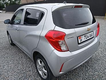 авто машина спарк: Chevrolet Spark: 2017 г., 1 л, Вариатор, Бензин, Хэтчбэк — 5