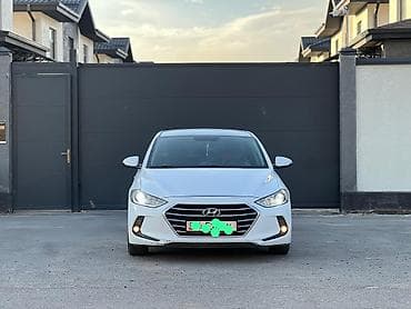 на аванте: Hyundai Avante: 2018 г., Газ — 1