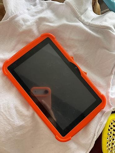 galaxy tab e: Планшет, Другой бренд, Wi-Fi, Б/у, Детский цвет - Оранжевый — 2