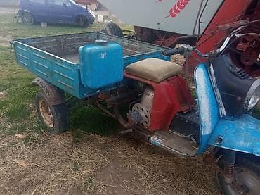 Мототехника: Грузовой мотороллер сатылат бирөөсү на ходу бирөөсү жүрбөйт көгү — 1