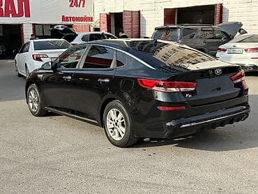 Продажа авто: Kia K5: 2019 г., 2 л, Автомат, Газ, Седан — 4