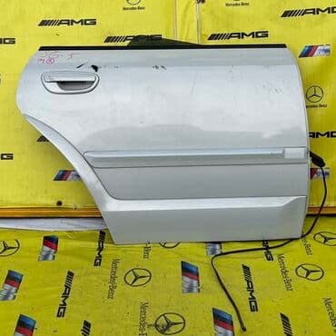 белые зимние сапоги: Задняя правая Subaru, Оригинал — 1