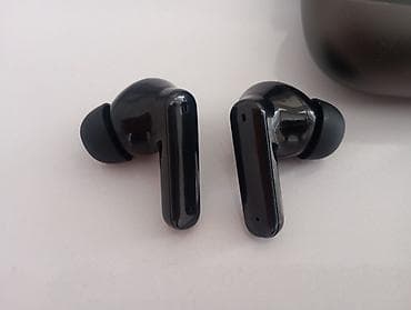 akg микрофон: Беспроводные вакуумные наушники, Новый — 1