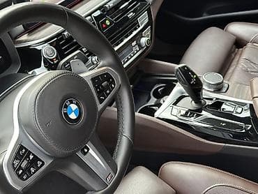 Продажа авто: BMW 530: 2020 г., 2 л, Автомат, Бензин, Седан — 8