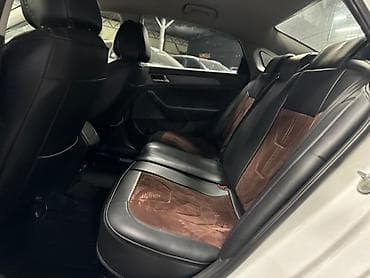 byd e2 2022: Hyundai Sonata: 2019 г., 0.2 л, Автомат, Газ — 4