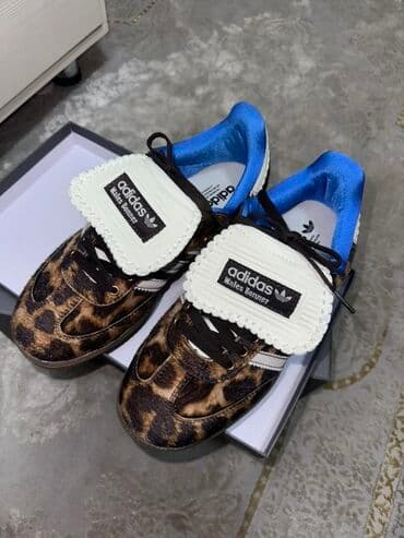 ярмарка обуви для проблемных ног бишкек: Adidas x Wales Bonner – не оригинальные кроссовки с леопардовым — 1
