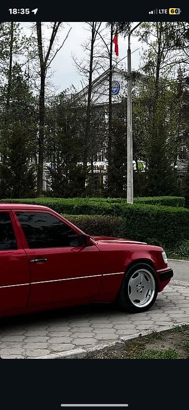 бампер на w210: Mercedes-Benz W124: 1990 г., 2.2 л, Автомат, Бензин, Седан — 1