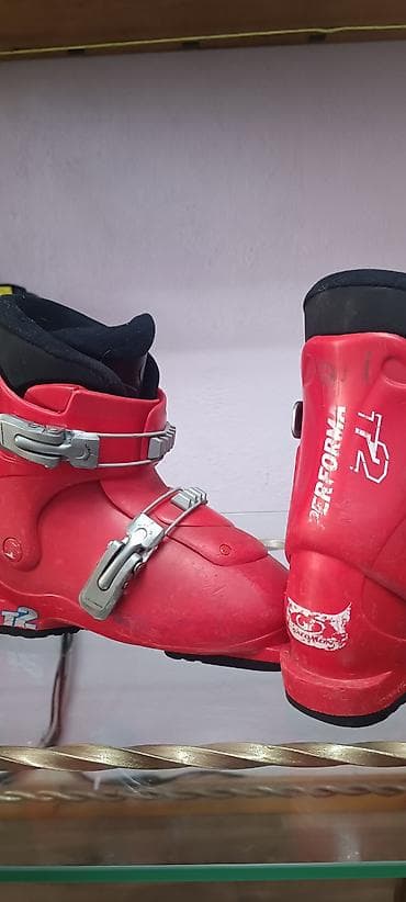 ботус бу: Продам крепления и ботиночки для сноуборда размер 33. цена 5000 сом — 9