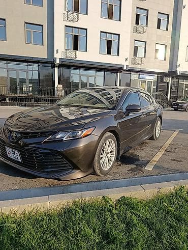 Унаа: Toyota Camry: 2017 г., 2.5 л, Автомат, Бензин, Седан — 3