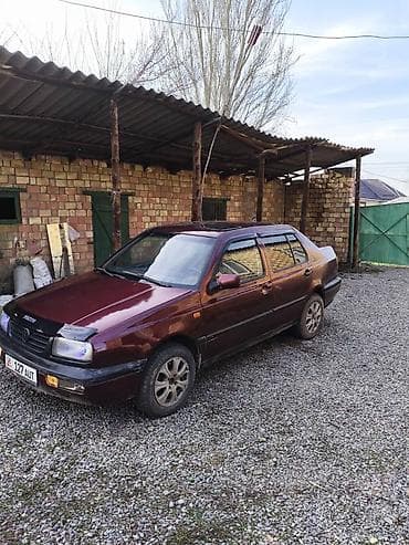 диски на авто бу: Volkswagen Vento: 1992 г., 1.8 л, Ручные, Бензин, Седан — 2