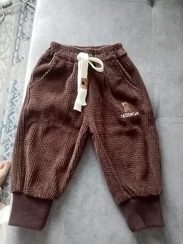 женские брюки джинсы: Джинсы и брюки, Новый — 1