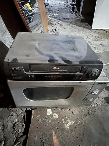 xbox kinect: LG видеомагнитофон VHS Видеомагнитофон: - Марка/модель: LG, серия — 2