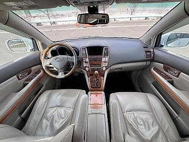 цветная лампа: Lexus RX: 2007 г., 3.5 л, Автомат, Газ, Кроссовер — 8
