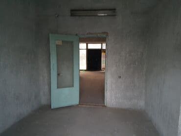 Аренда коммерческой недвижимости: Продаю или обмен Помещение 180 КВ.м Адрес: город Токмок микрорайон-1 — 5