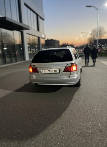 Nissan Primera: 1999 г., 2 л, Вариатор, Бензиновая, Универсал