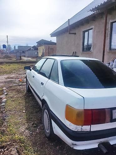 Audi: Audi 80: 1987 г., 1.8 л, Механика, Бензин, Седан — 3