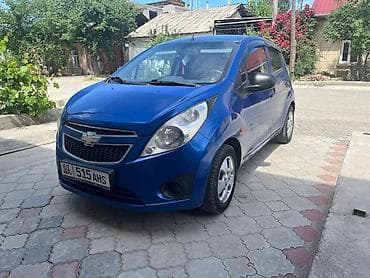 golf 2: Chevrolet Spark: 2011 г., 1 л, Механика, Бензин, Универсал — 2