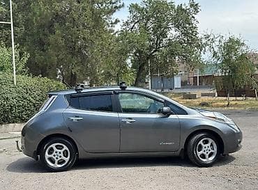ниссан leaf: Nissan Leaf: 2015 г., Автомат, Электромобиль, Хэтчбэк — 6