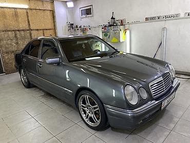 Mercedes-Benz E-Class: 1998 г., 4.3 л, Автомат, Бензин, Седан