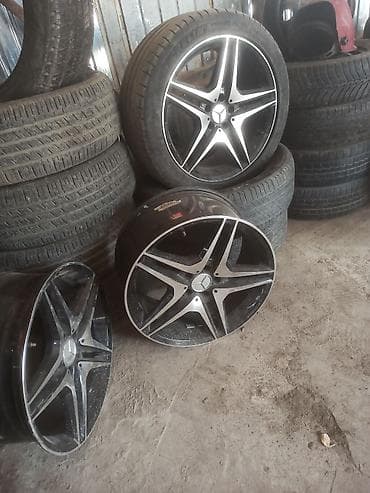 авто порше: Комплект литых дисков на Mercedes (5 спиц, двухцветные: черный глянец — 1