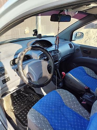 Транспорт: Hyundai Matrix: 2004 г., 1.6 л, Механика, Бензин, Универсал — 6