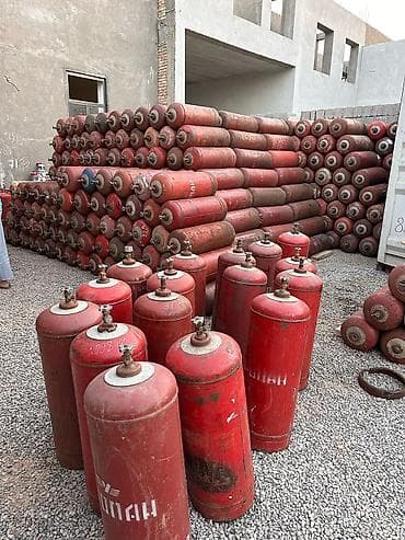 Баллоны для сжиженного газа (пропан/бутан). - Материал: сталь
