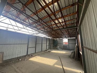 металлический гараж на вывоз: Коммерческое помещение в самом центре Чаека Жумгальского района — 3