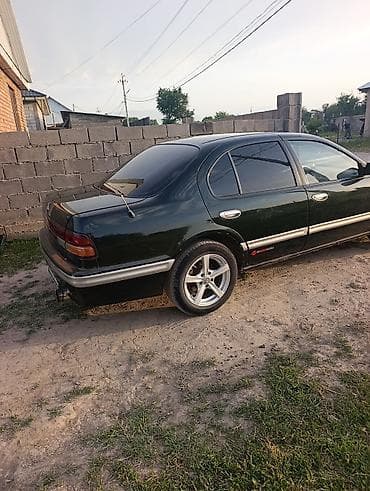 Nissan Maxima: 1995 г., 2 л, Механика, Бензин, Седан