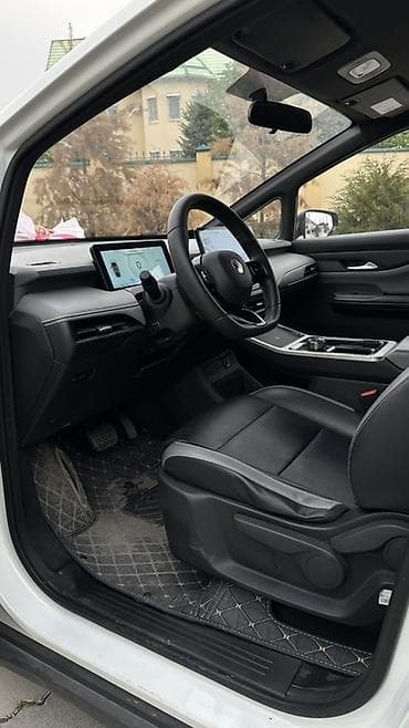 зонда степ: JAC : 2022 г., Электромобиль, Хэтчбэк — 6