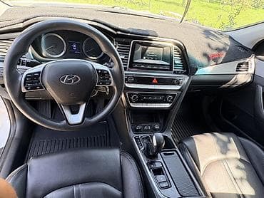 bmv e34: Hyundai Sonata: 2021 г., 2 л, Автомат, Газ, Седан — 3