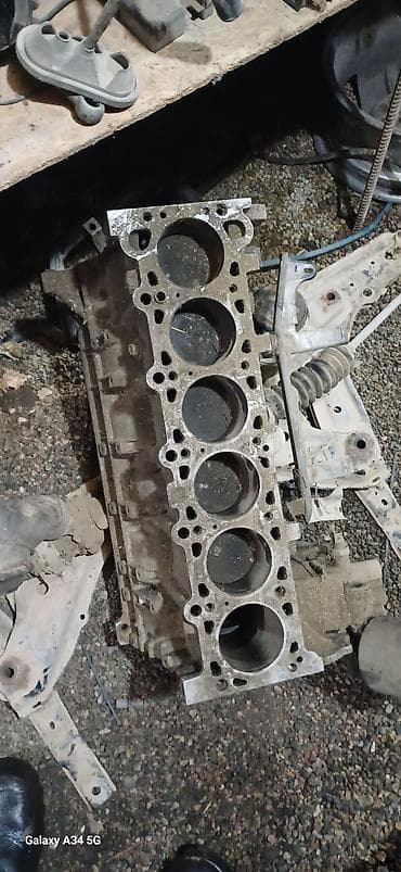 степ эреф 1: Бензиндик кыймылдаткыч BMW 1996 г., 2 л, Колдонулган, Оригинал, Германия — 1