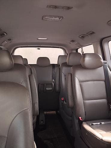 Hyundai Starex: 2018 г., 2.5 л, Автомат, Дизель, Минивэн